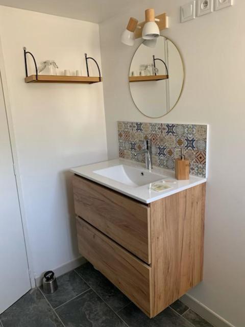 Appart Studio Rdc De Maison Avec Exterieur Proche Reims Tinqueux Bagian luar foto